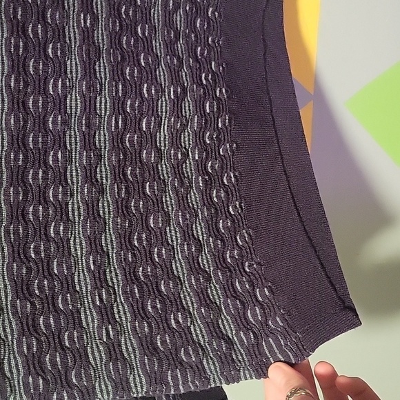 Ann Taylor Women's Super Fine Merino Wool Sweater Size Medium - Picture 6 of 7